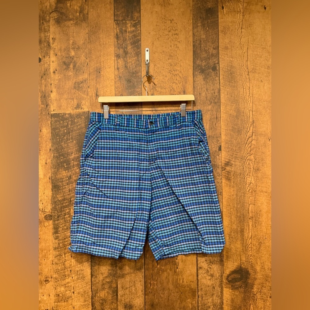 Lululemon men’s Blue Checkered plaid Shorts size 34 EUC